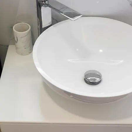 アパート Avangard Kulisha 16 *