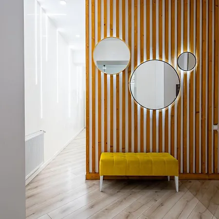 Avangard Kulisha 16 דירה *