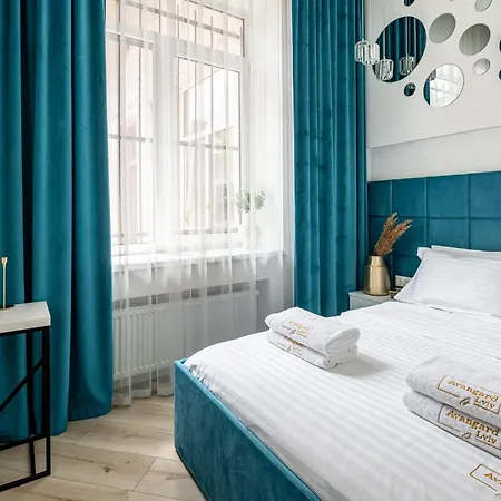 アパート Avangard Kulisha 16 リヴィウ