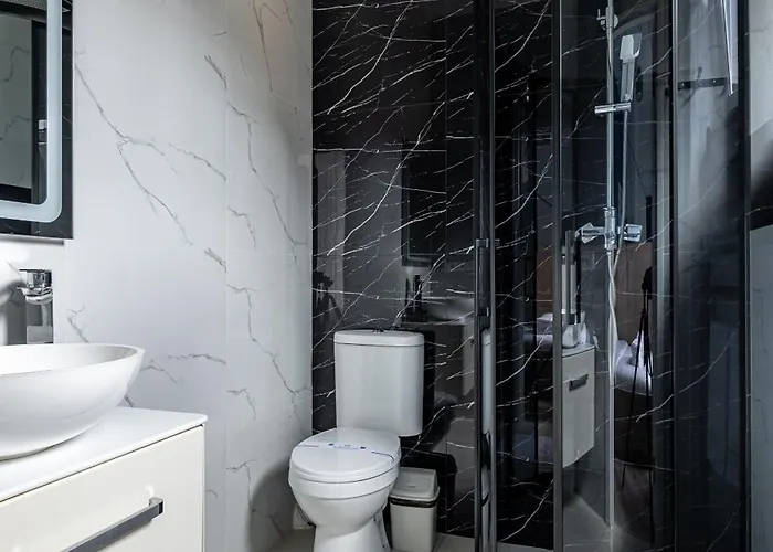 Avangard Kulisha 16 Apartamento *