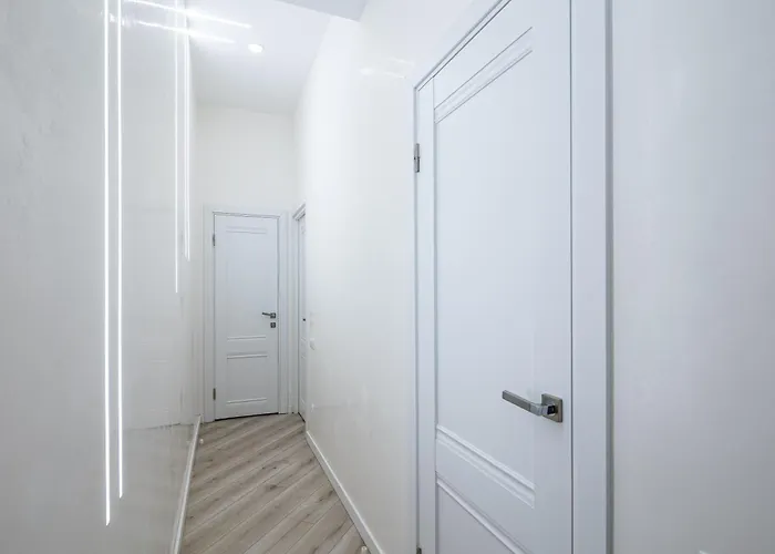 Avangard Kulisha 16 Apartamento *