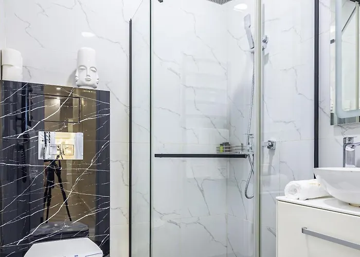 Apartamento Avangard Kulisha 16 *